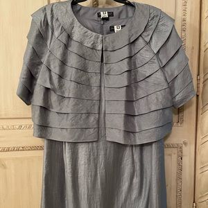 Jessica Howard 2-pc Dress & Jacket Size 24W💐